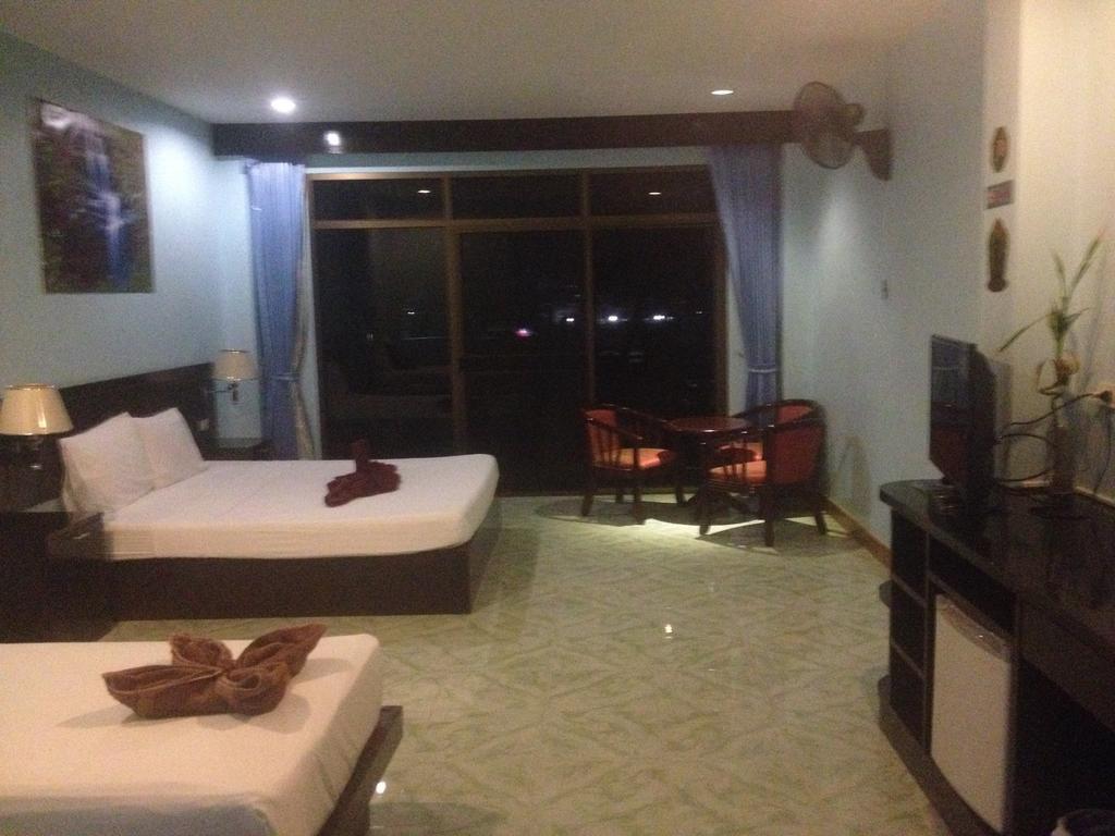Feng Shui House Hotell Patong Eksteriør bilde