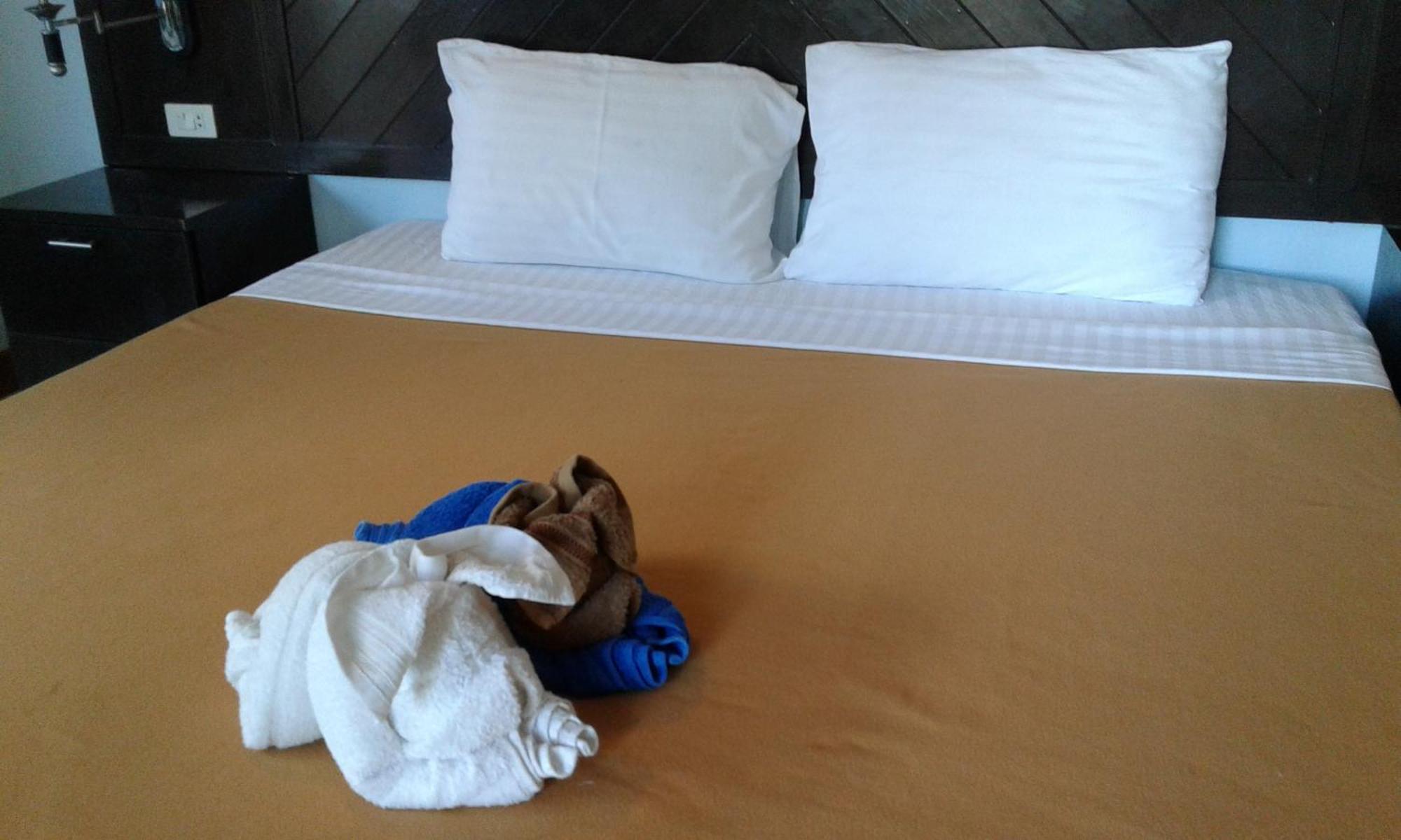 Feng Shui House Hotell Patong Eksteriør bilde