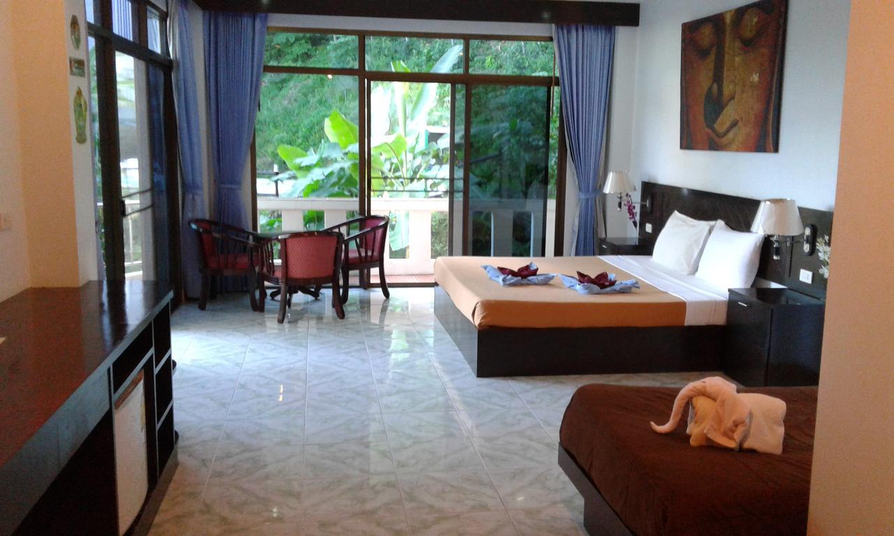Feng Shui House Hotell Patong Eksteriør bilde