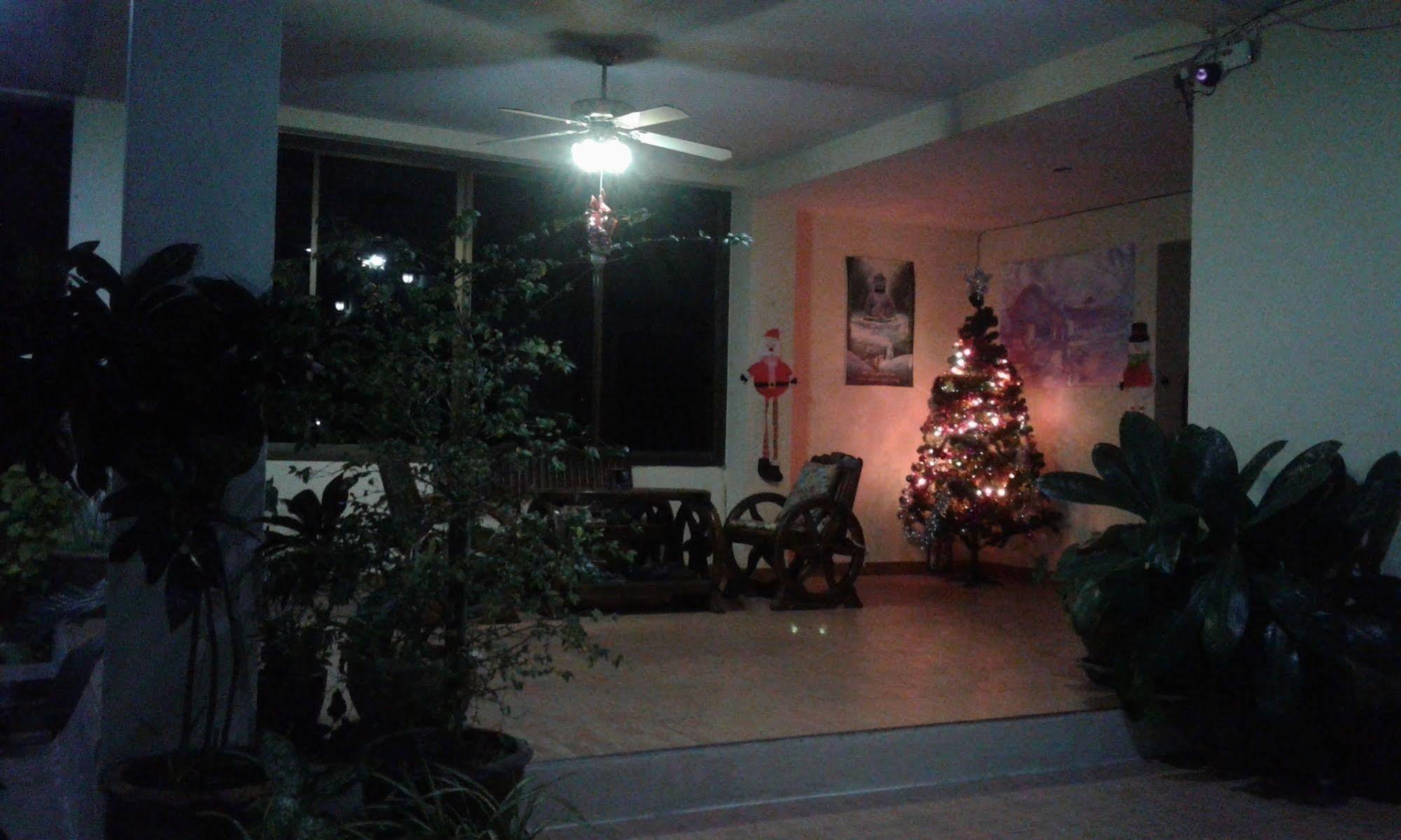 Feng Shui House Hotell Patong Eksteriør bilde